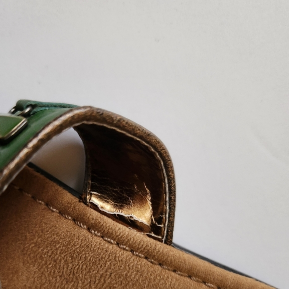 Green Sandals Womens Size 7 Medium - Picture 4 of 4